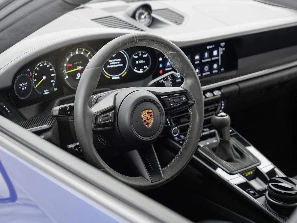 2022 Porsche 992 GT3 - Image 16 of 31