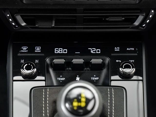 2022 Porsche 992 GT3 - Image 21 of 31