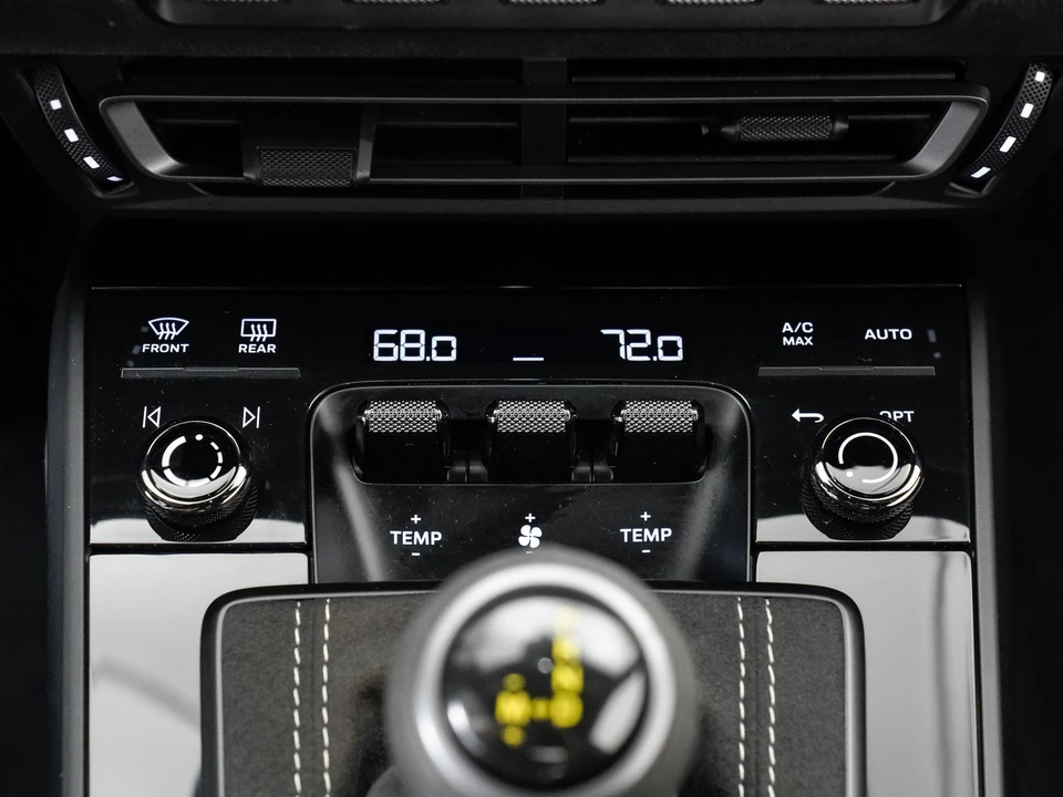 2022 Porsche 992 GT3 - Image 22 of 31