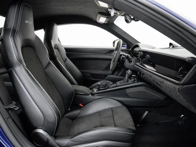 2022 Porsche 992 GT3 - Image 24 of 31