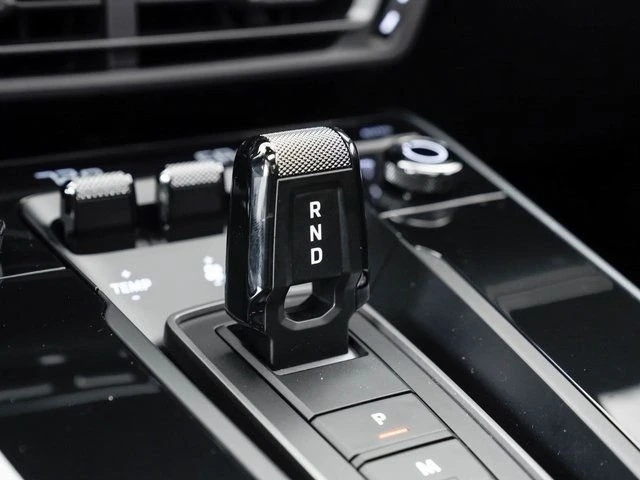 2023 Porsche 992 Turbo - Image 15 of 31