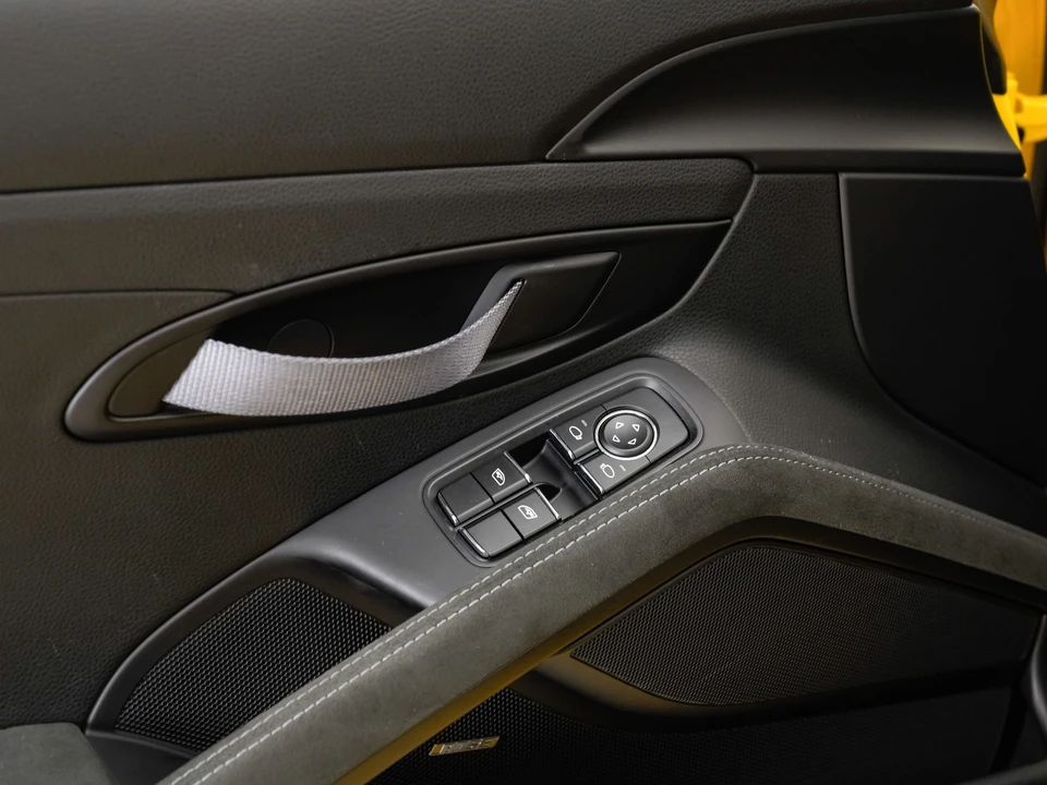 2023 Porsche 718 Cayman - Image 12 of 31