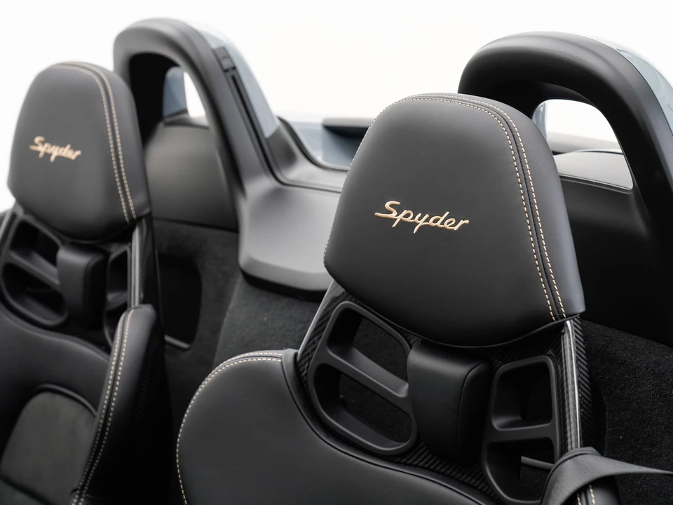 2023 Porsche 718 Boxster Spyder - Image 19 of 31