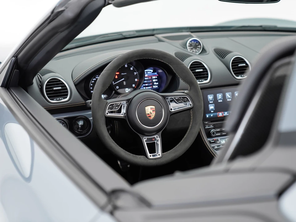 2023 Porsche 718 Boxster Spyder - Image 20 of 31