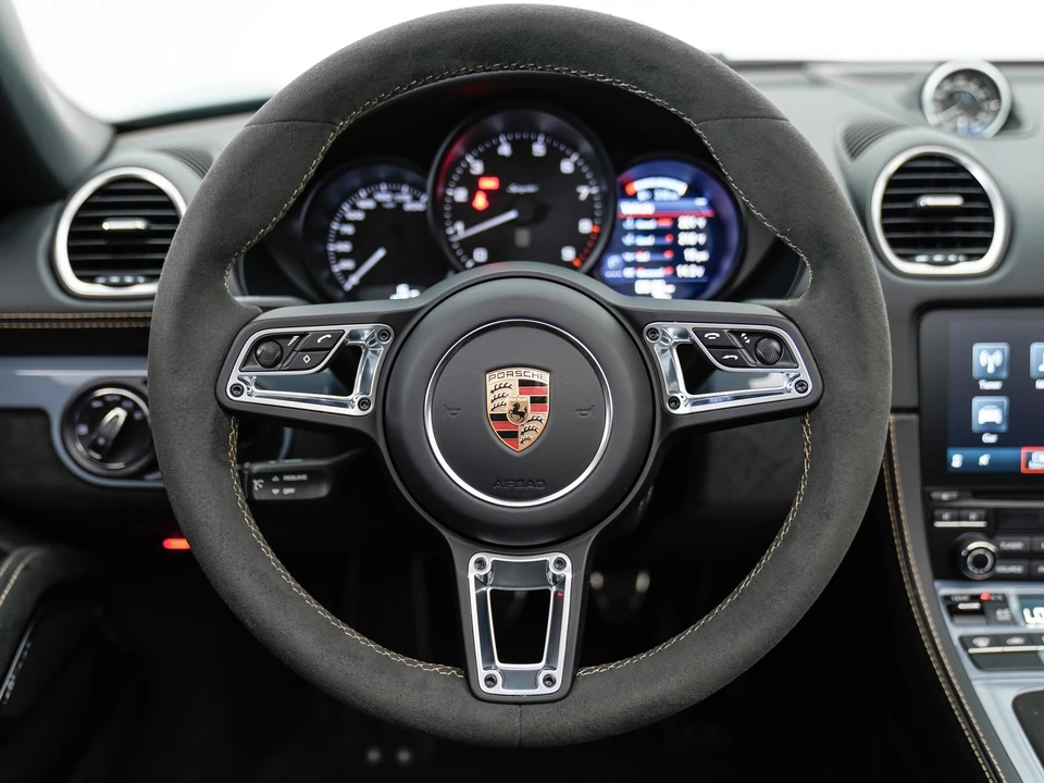 2023 Porsche 718 Boxster Spyder - Image 22 of 31