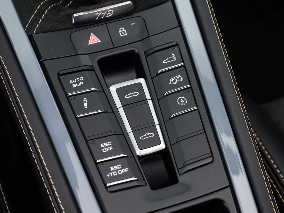 2023 Porsche 718 Boxster Spyder - Image 31 of 31