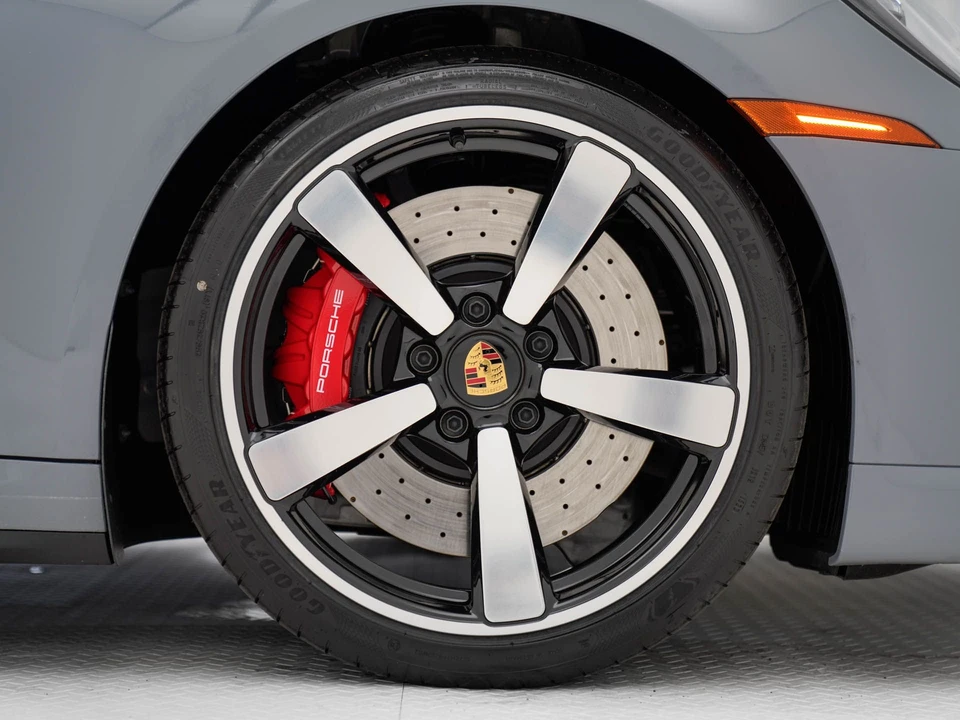 2023 Porsche 992 Turbo - Image 9 of 31
