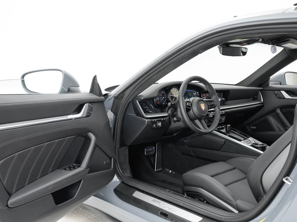 2023 Porsche 992 Turbo - Image 11 of 31