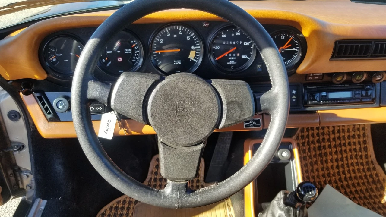 1983 Porsche 911 Carrera SC - Image 14 of 31