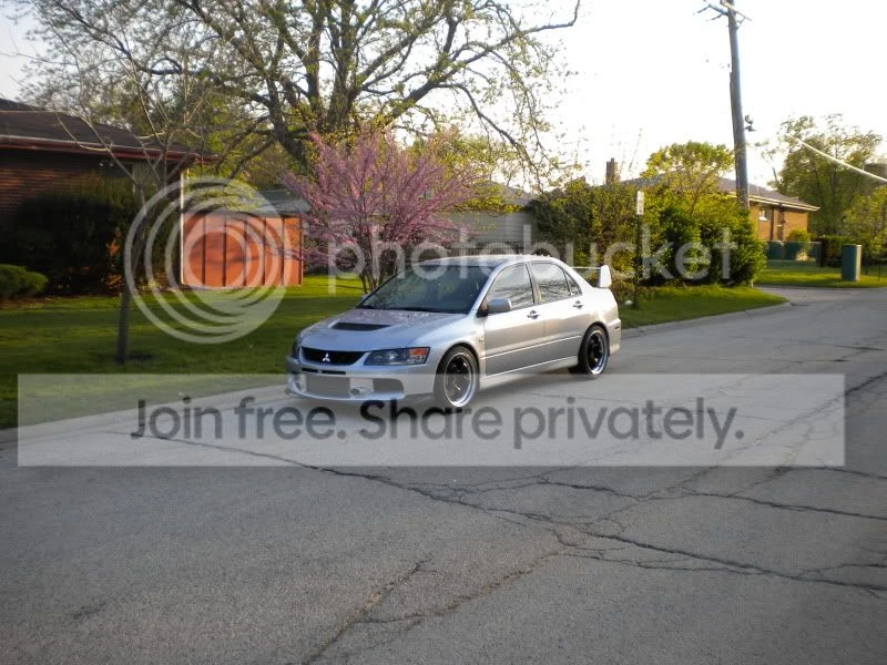 Mitsubishi Lancer Evolution IX 8th Gen - Image 6 of 10