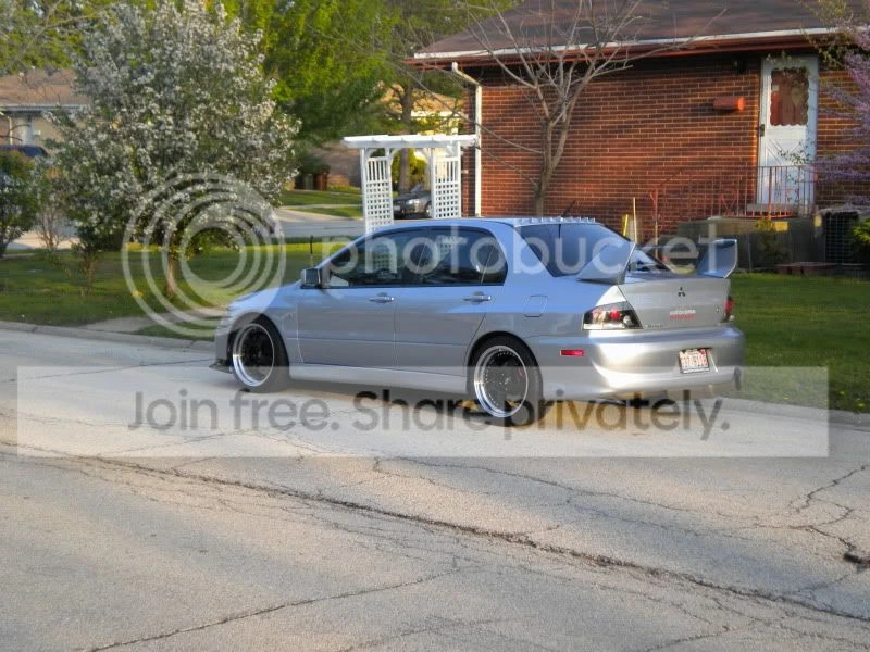 Mitsubishi Lancer Evolution IX 8th Gen - Image 2 of 10