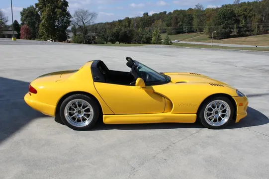 2001 Dodge Viper RT/10
