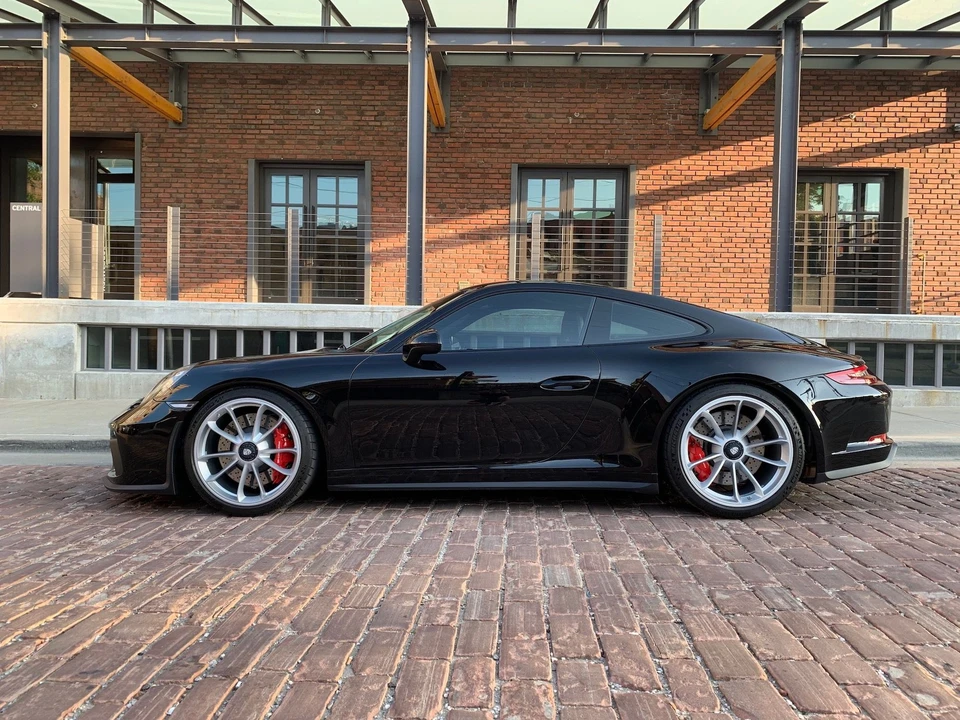 2018 Porsche 991 GT3 - Image 2 of 16