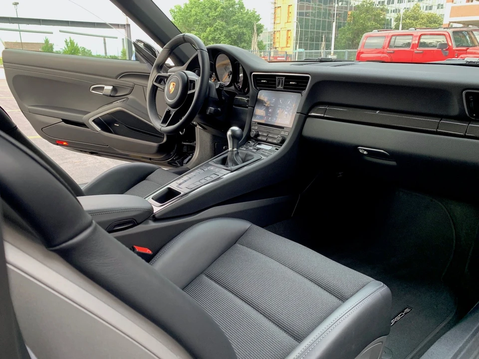 2018 Porsche 991 GT3 - Image 9 of 16