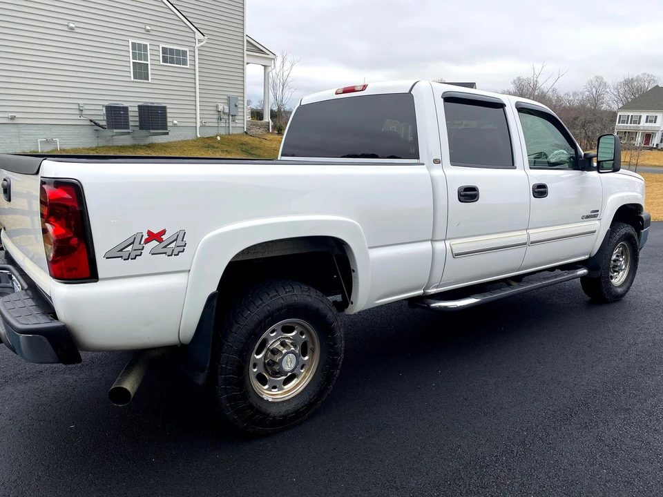 2006 Chevrolet Silverado Heavy Duty 1st Gen - Image 2 of 14