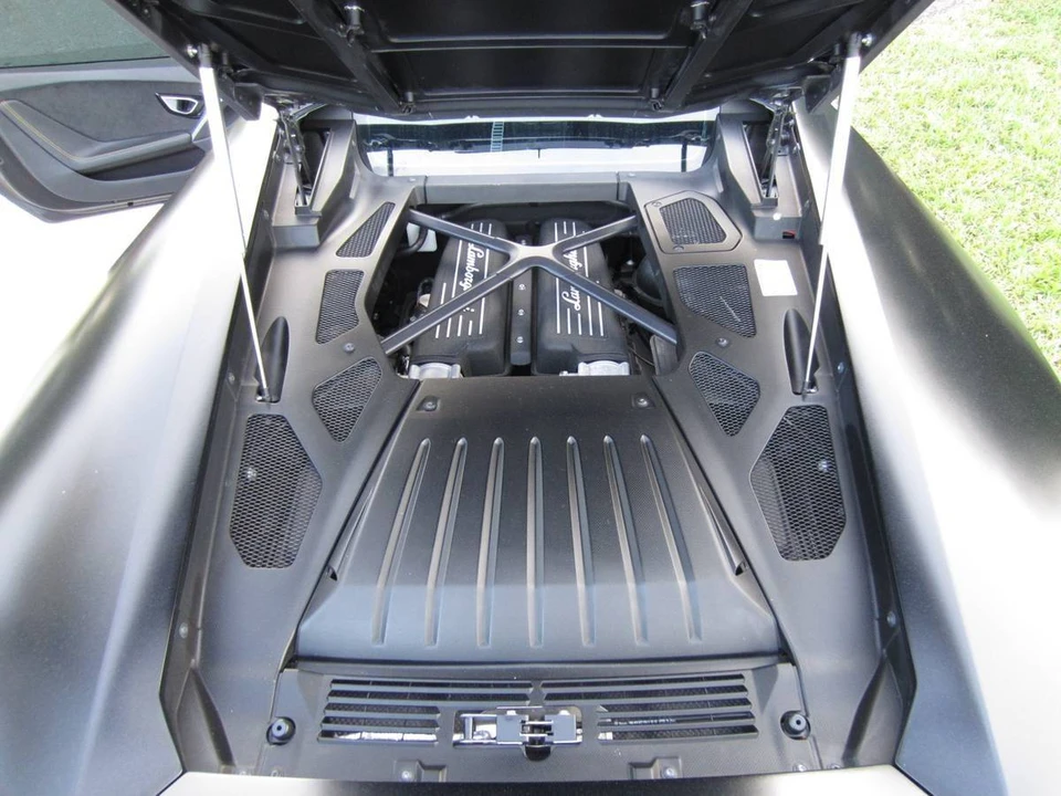 2018 Lamborghini Huracan LP580-2 - Image 13 of 19