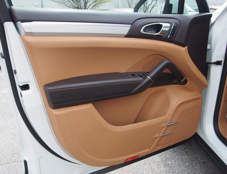 2014 Porsche 958 Cayenne Turbo - Image 17 of 19