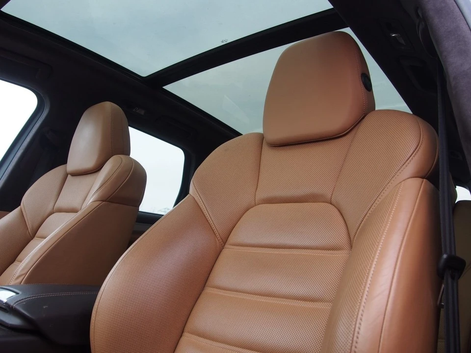 2014 Porsche 958 Cayenne Turbo - Image 13 of 19
