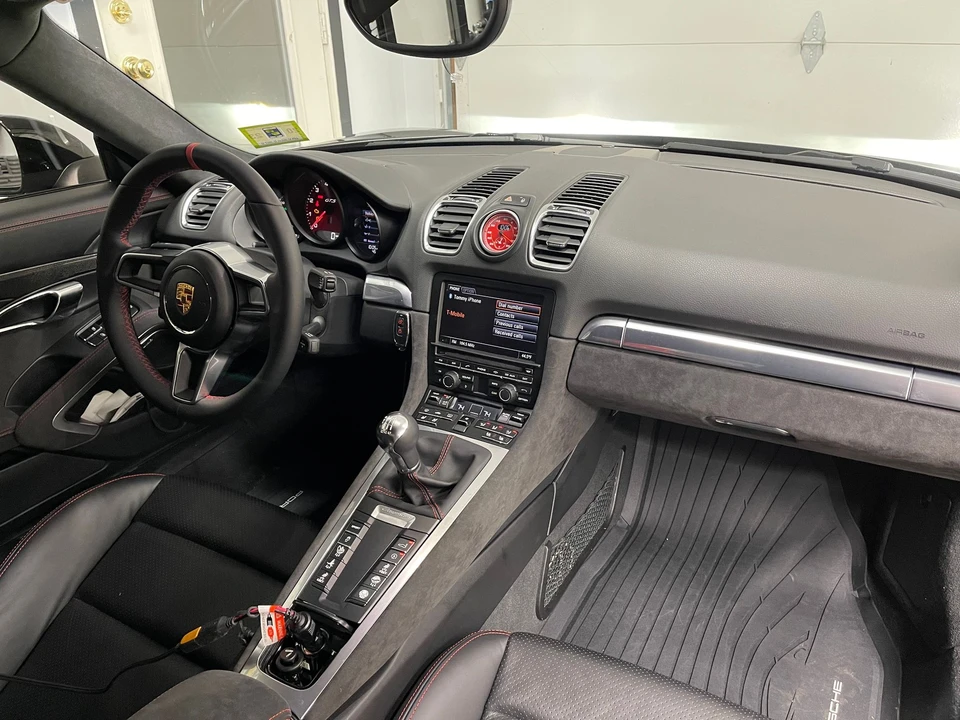 2015 Porsche 981 Cayman S - Image 11 of 18