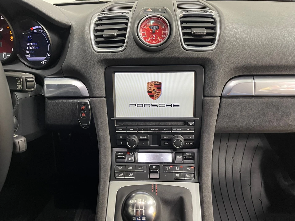 2015 Porsche 981 Cayman S - Image 9 of 18
