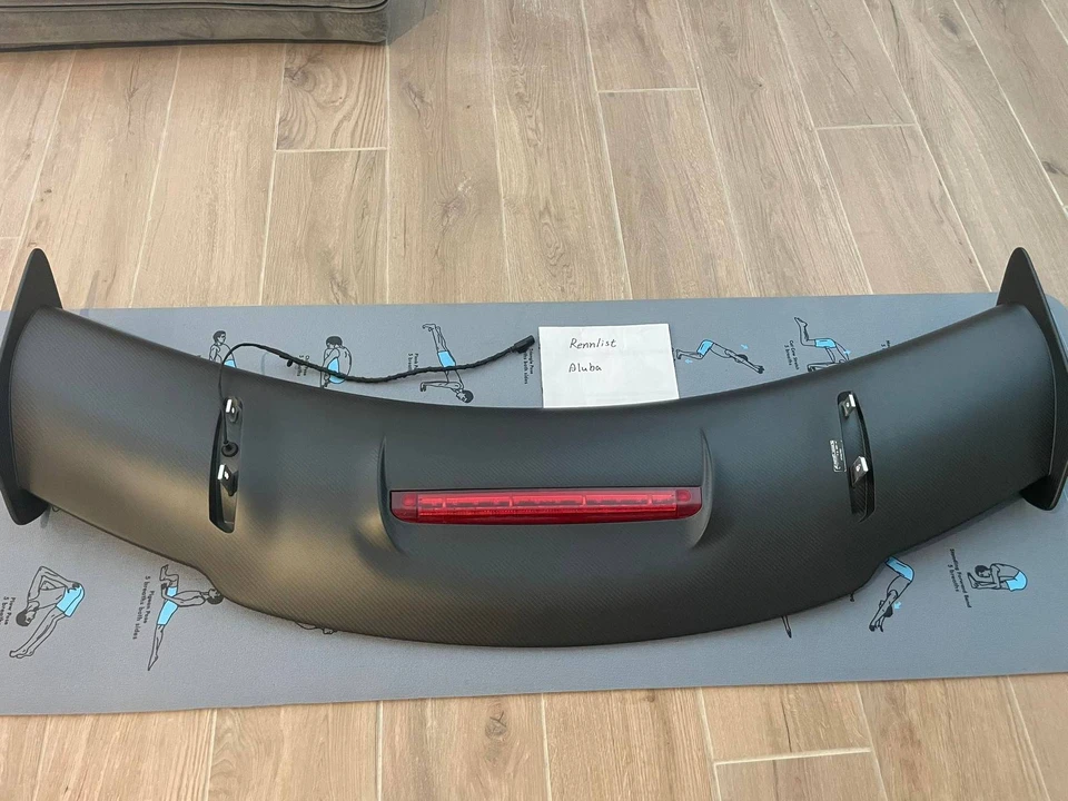 Parts & Memorabilia Bodywork - Image 3 of 9
