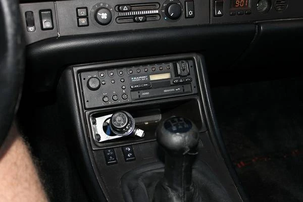 1986 Porsche 944 Turbo - Image 4 of 5