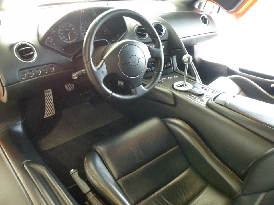 2002 Lamborghini Murcielago - Image 16 of 31