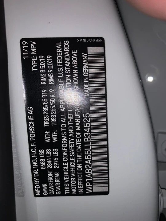 2020 Porsche Macan S - Image 16 of 17