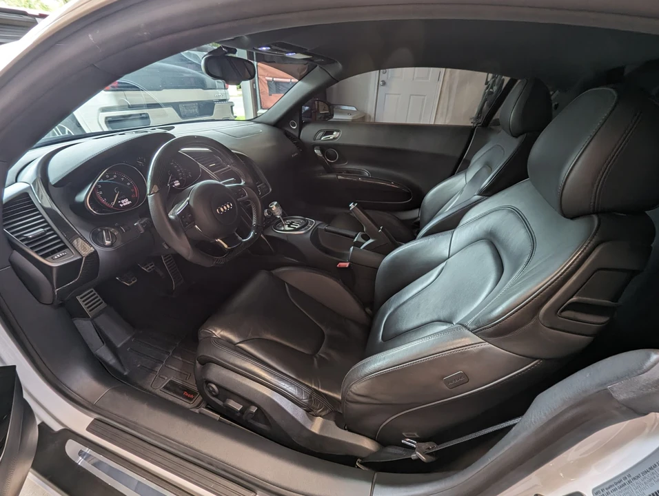 2011 Audi 42 R8 - Image 12 of 15
