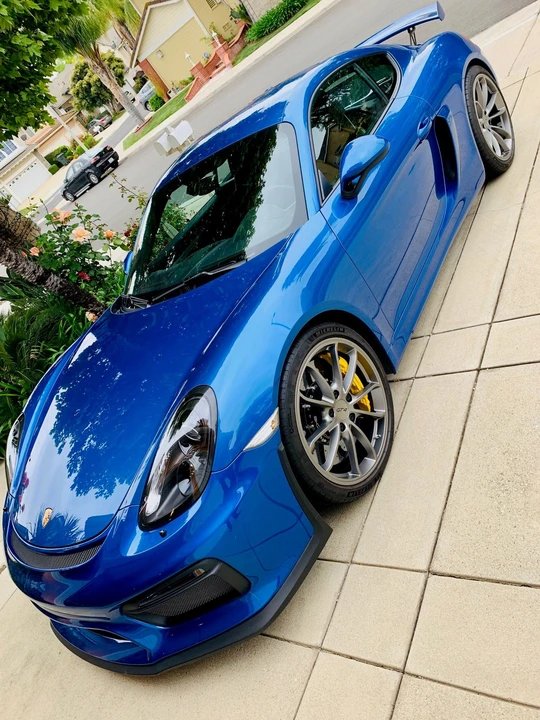2016 Porsche 981 Cayman GT4 - Image 2 of 18