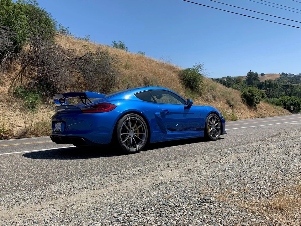 2016 Porsche 981 Cayman GT4 - Image 9 of 18