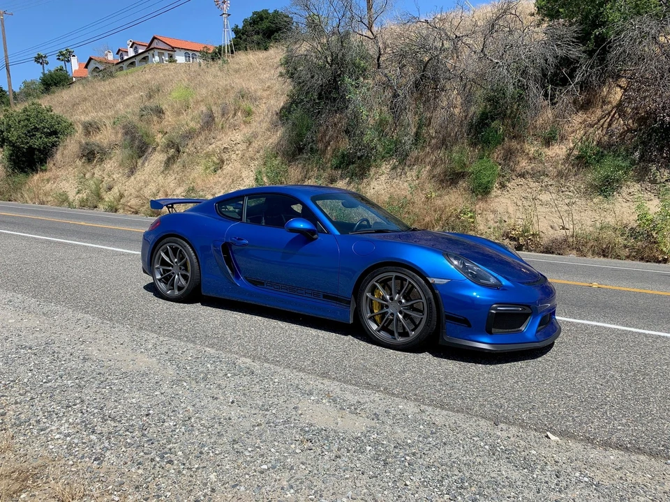 2016 Porsche 981 Cayman GT4 - Image 10 of 18