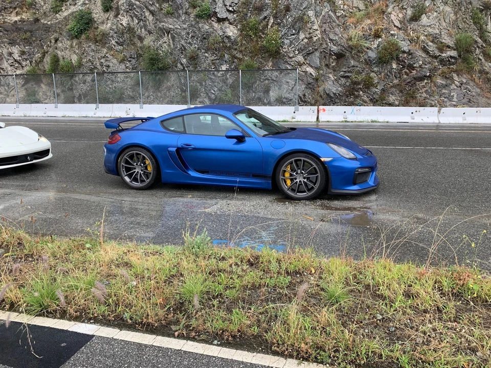 2016 Porsche 981 Cayman GT4 - Image 11 of 18