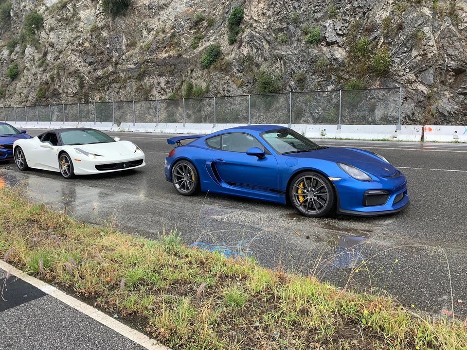 2016 Porsche 981 Cayman GT4 - Image 12 of 18