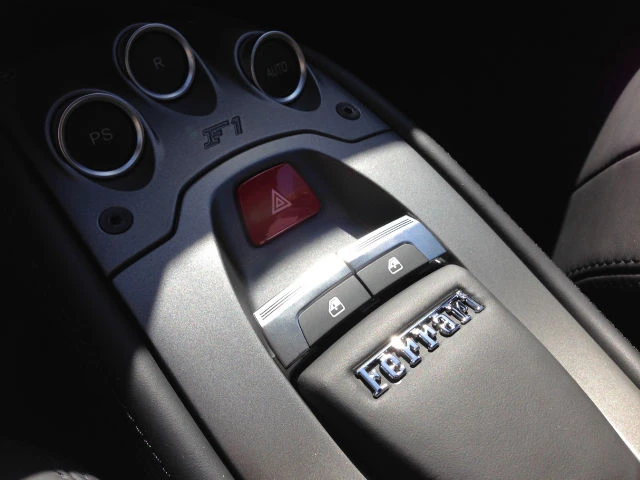 2011 Ferrari 458 Italia - Image 20 of 31