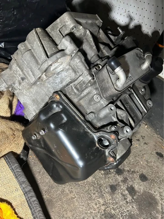 2016 Parts & Memorabilia Gearboxes - Image 2 of 2