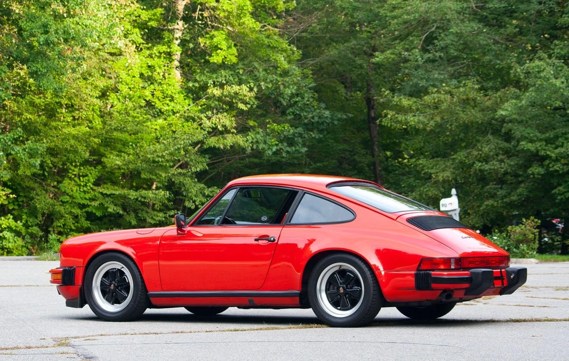 1984 Porsche 911 Carrera 3.2 - Image 9 of 31