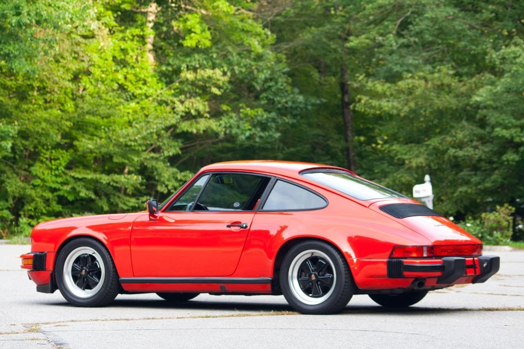 1984 Porsche 911 Carrera 3.2 - Image 10 of 31