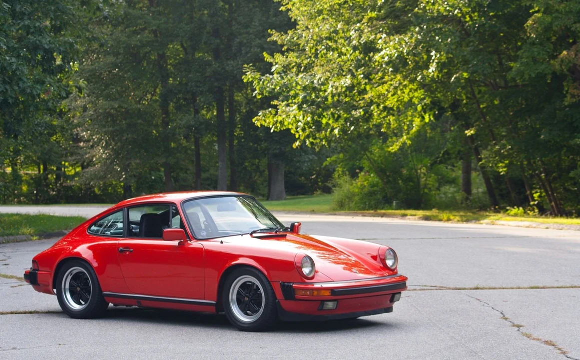 1984 Porsche 911 Carrera 3.2 - Image 5 of 31