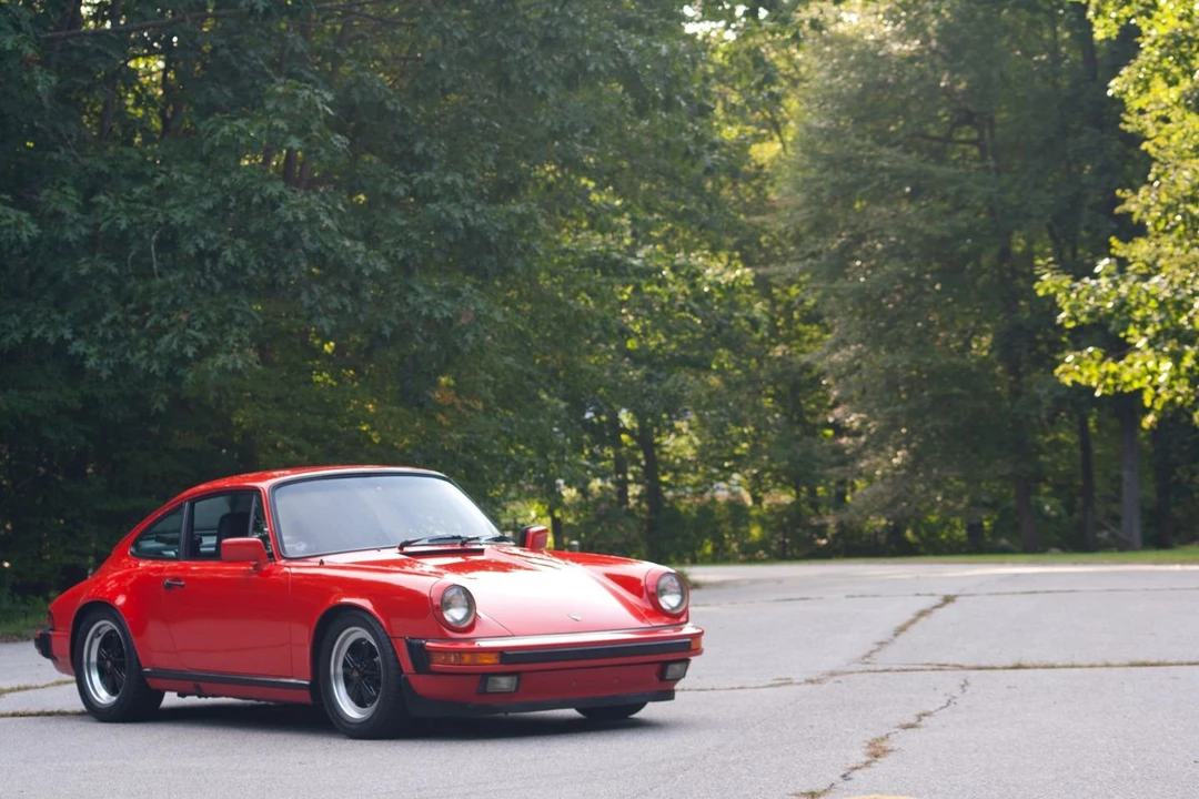 1984 Porsche 911 Carrera 3.2 - Image 4 of 31