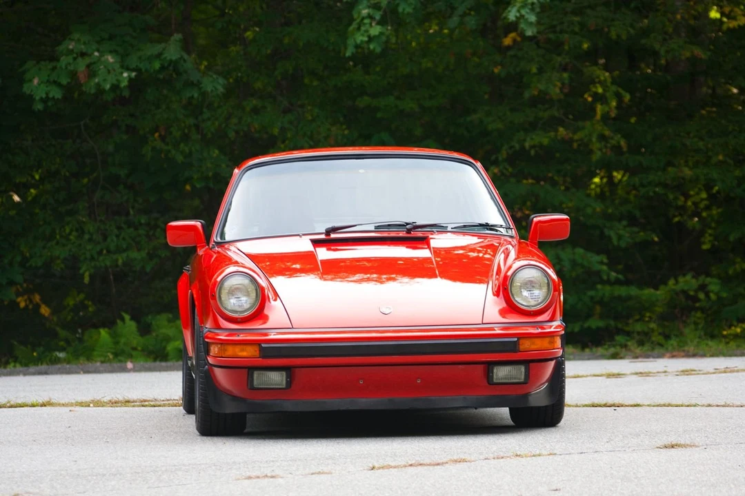 1984 Porsche 911 Carrera 3.2 - Image 27 of 31