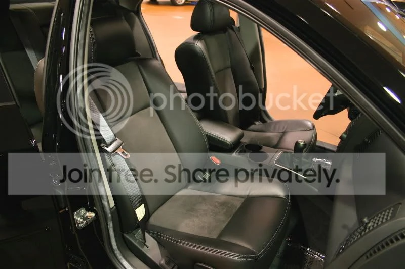 Cadillac CTS-V 1st Gen - Image 18 of 19