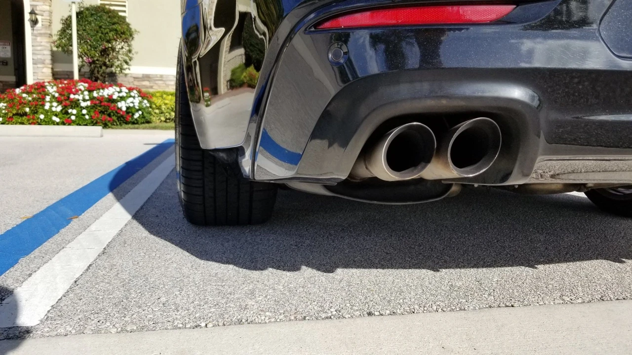2016 Chevrolet SS - Image 16 of 21