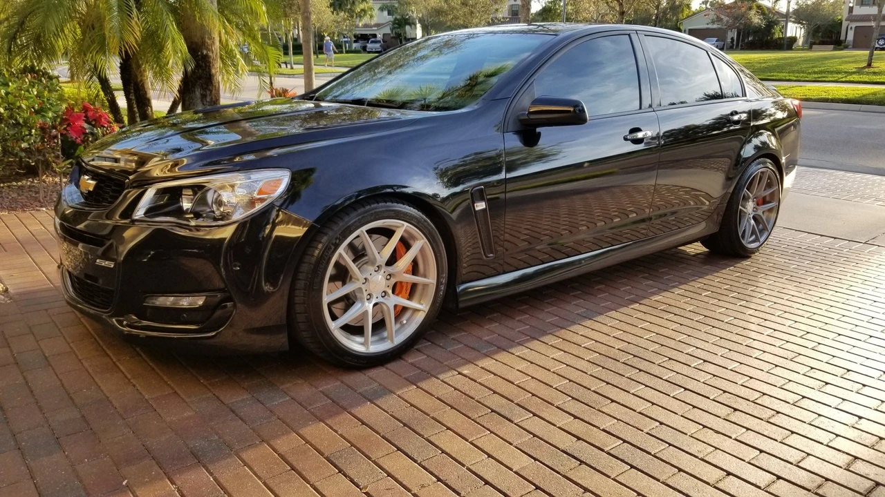 2016 Chevrolet SS - Image 19 of 21