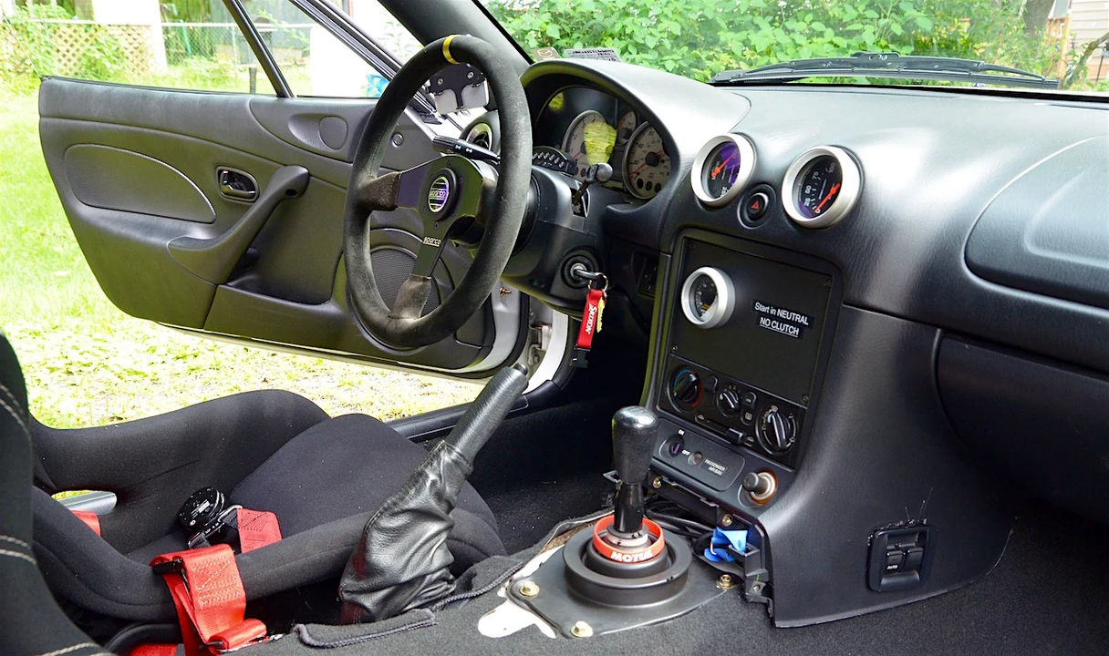2003 Mazda NB MX-5 Miata - Image 3 of 5