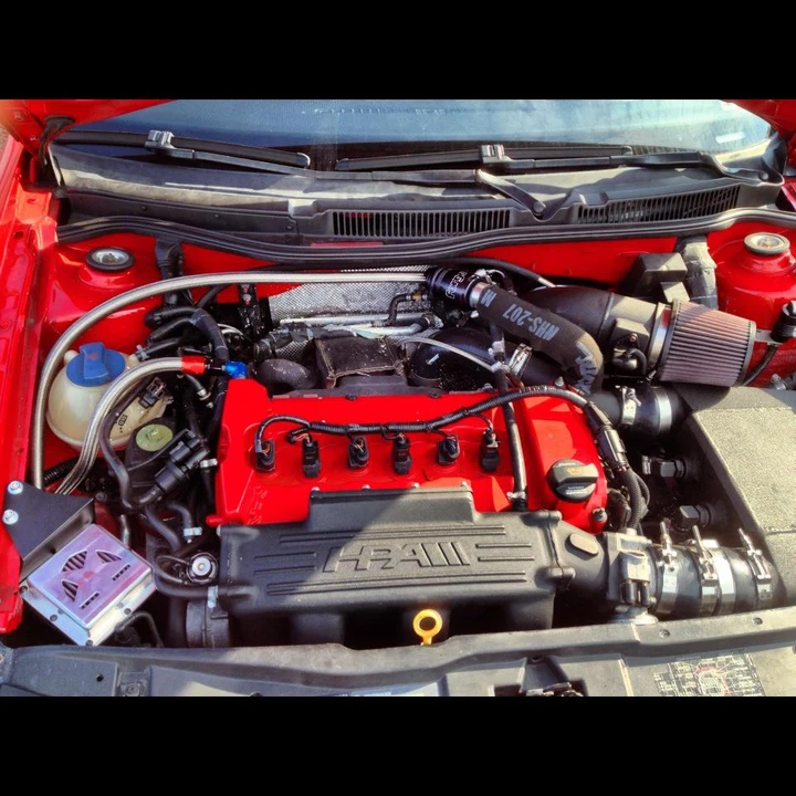 2004 Volkswagen R32 Mk4 - Image 8 of 12