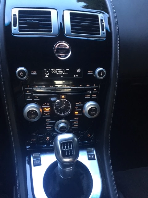 2011 Aston Martin Vantage - Image 11 of 13