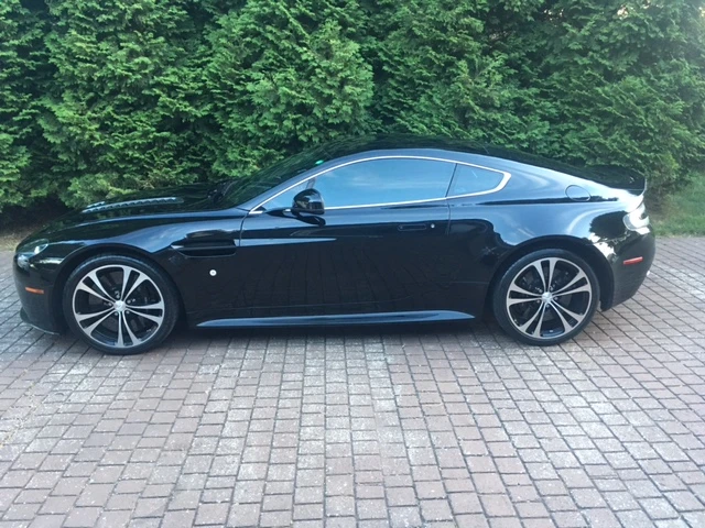 2011 Aston Martin Vantage - Image 2 of 13
