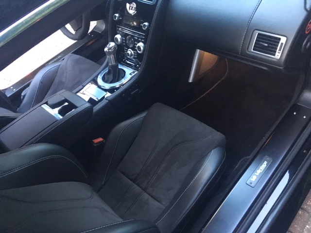 2011 Aston Martin Vantage - Image 7 of 13