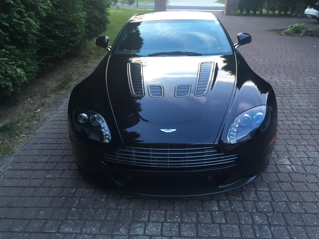 2011 Aston Martin Vantage - Image 4 of 13